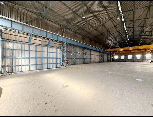 13,251M² WAREHOUSE TO LET IN WADEVILLE